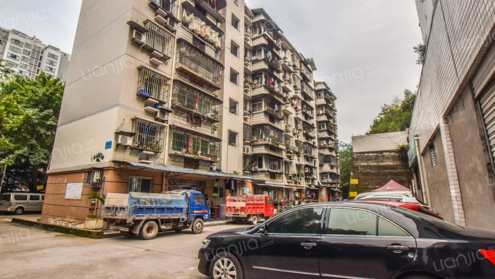 学堂堡小区外景图