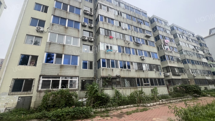 东电小区外景图