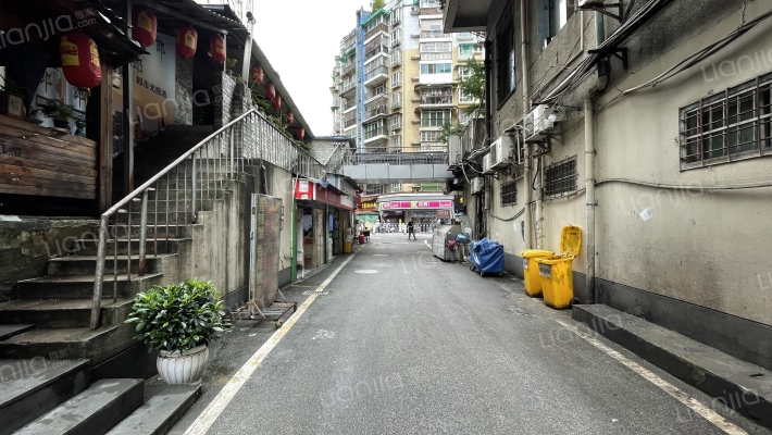 沙坡路19号外景图