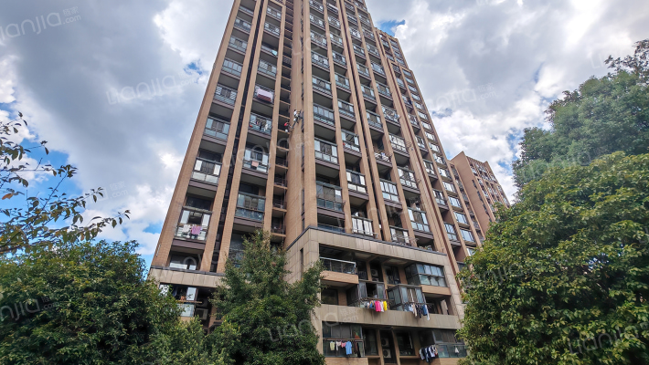 金地栖霞居外景图