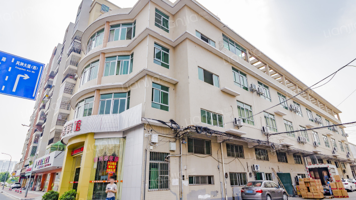 荔红公寓外景图