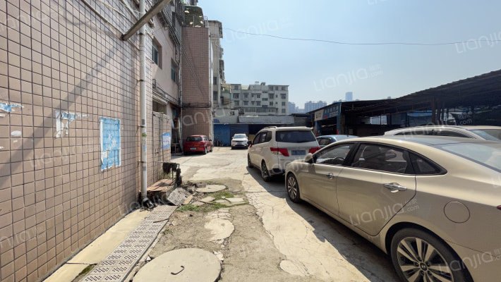 彬华小区外景图