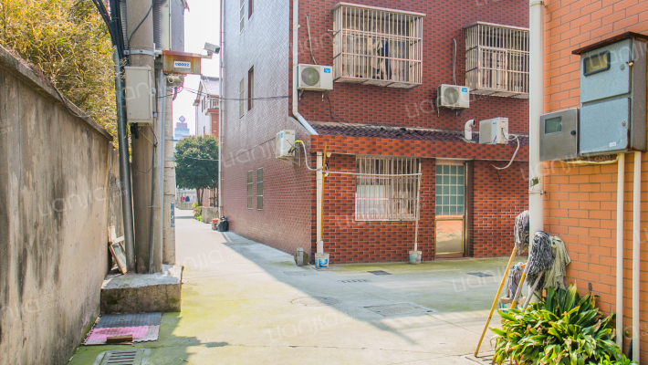 蟠江新村外景图