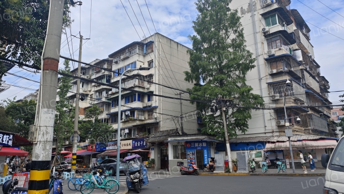 红牌楼北街25号院外景图