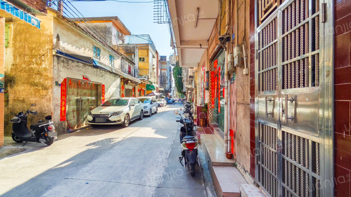 人民大街137-139-141号外景图