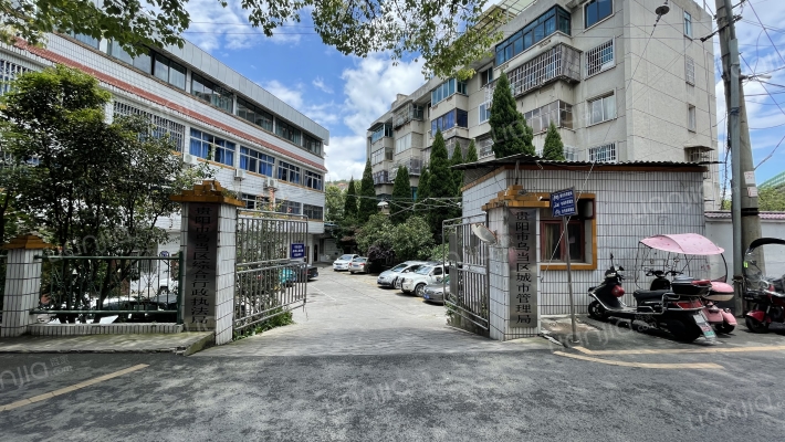 乌当区洪济路环卫宿舍外景图