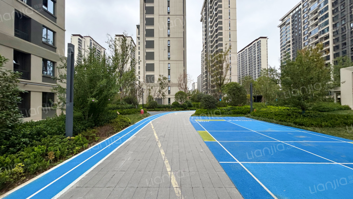 绿地理想城外景图