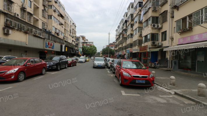 马群公寓外景图