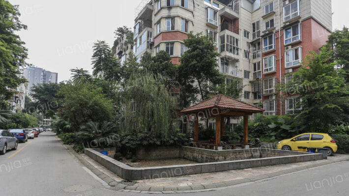 都市水岸外景图