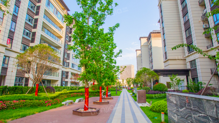 朱方·崇实里外景图