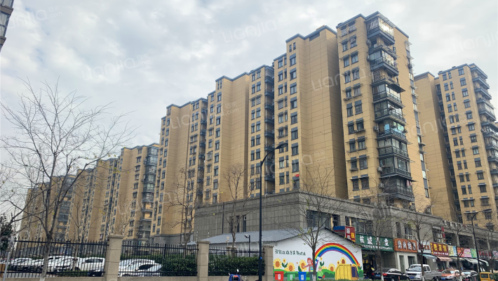 郡枫绿园东区外景图