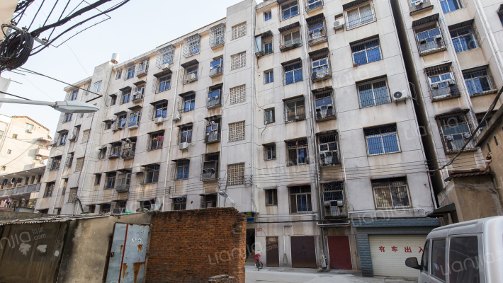 板桥大道271号外景图