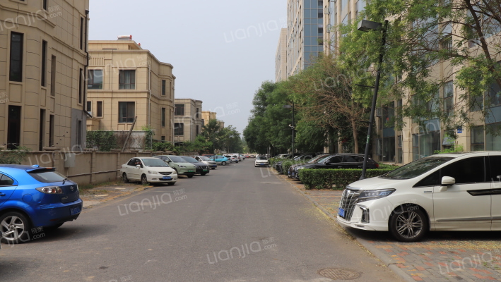 蓝庭公寓外景图