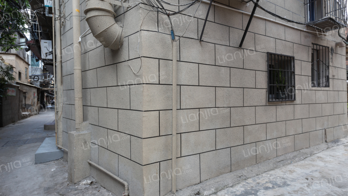 配料馆巷外景图