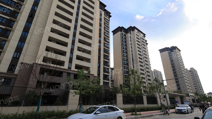 信园蓝庭外景图