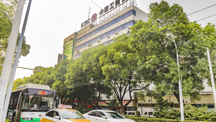 工行江南支行宿舍外景图