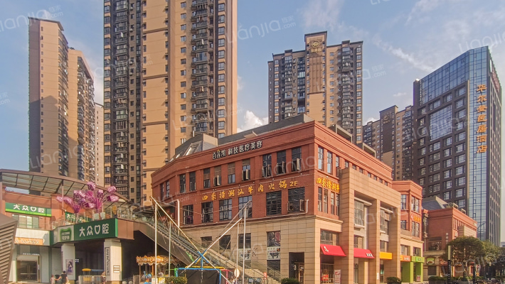 裕亚银湖城二期外景图