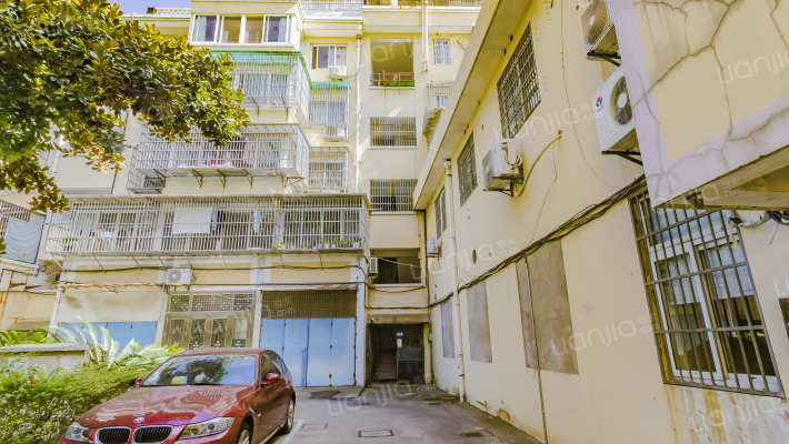 清泰公寓南区外景图