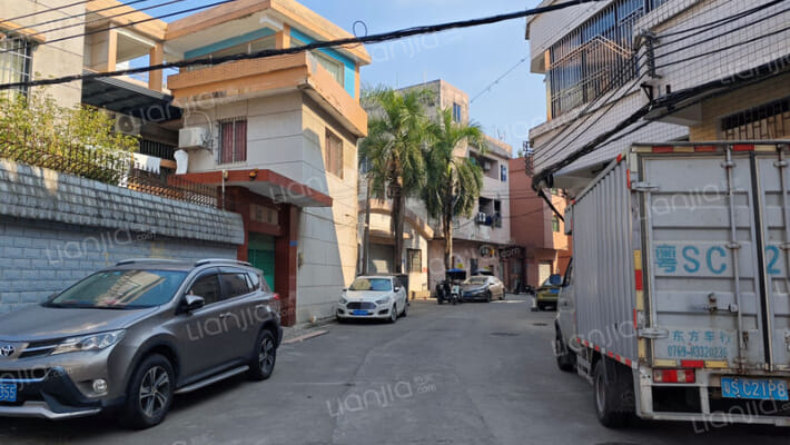 小塘壆塘南街外景图