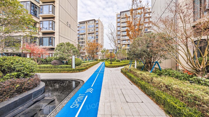 保利湖光印外景图