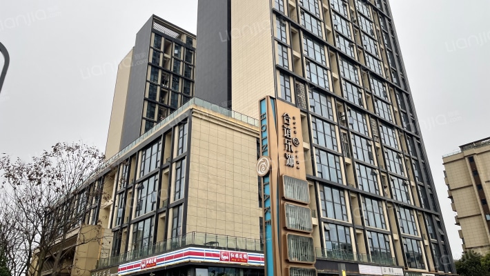 合谊乐湖外景图