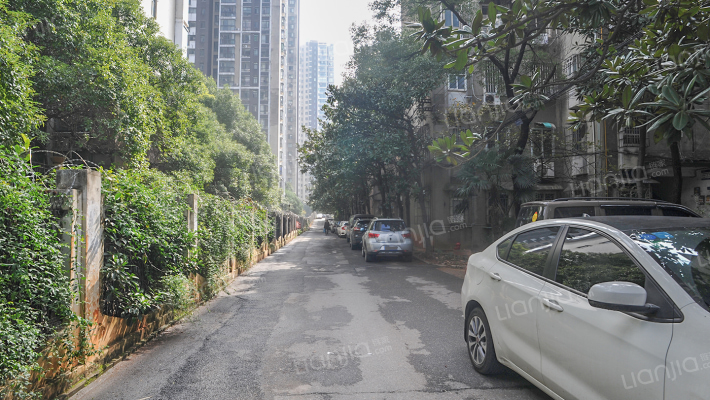 工业机械外景图