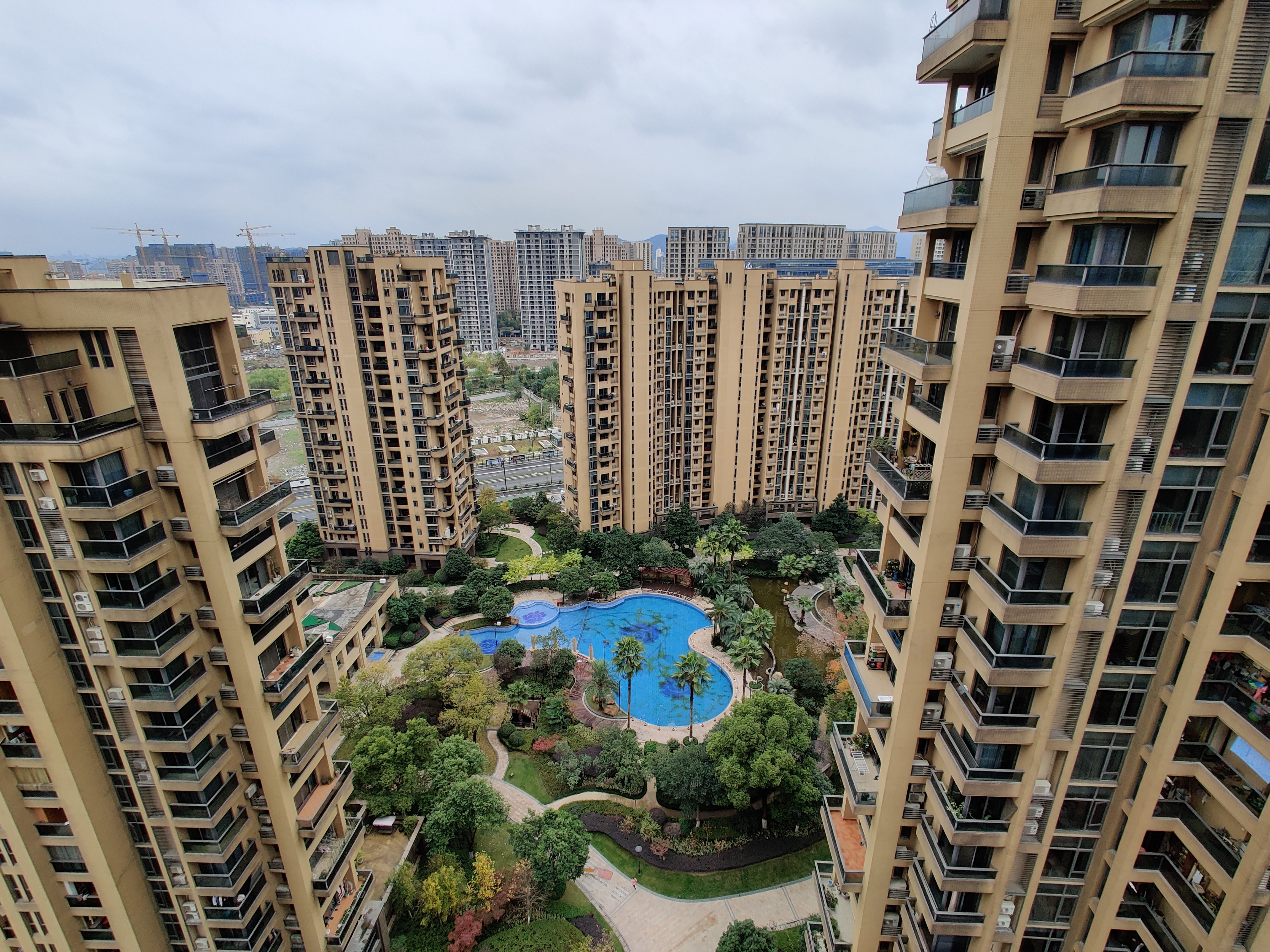 万家花城小区实景 2