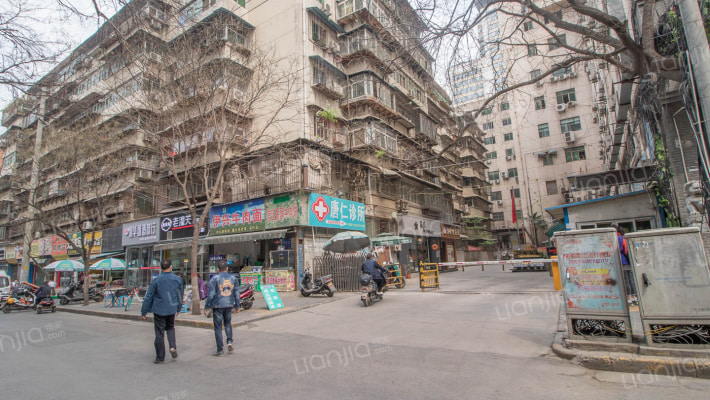 铭爵大厦外景图