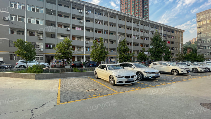 长安区興國花園外景图