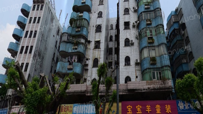 怡景花园外景图