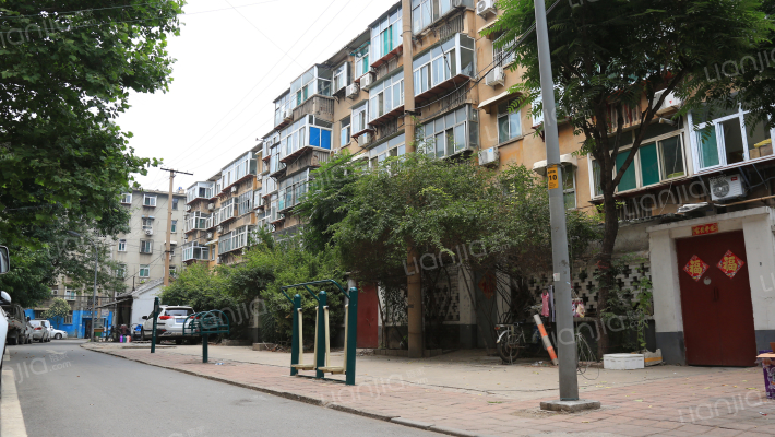 前陈家楼外景图