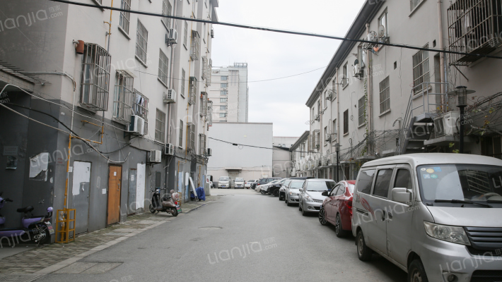 怡荷新村外景图