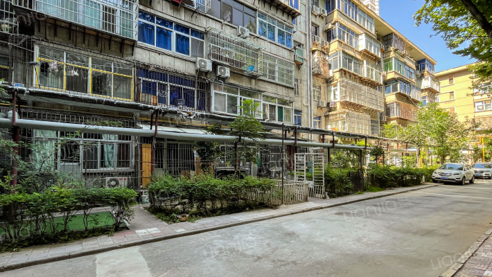 西安宾馆家属院外景图