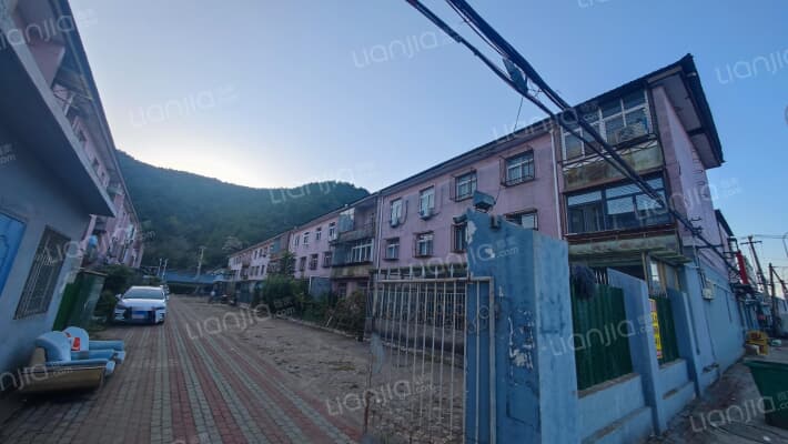 石炮沟度假村外景图