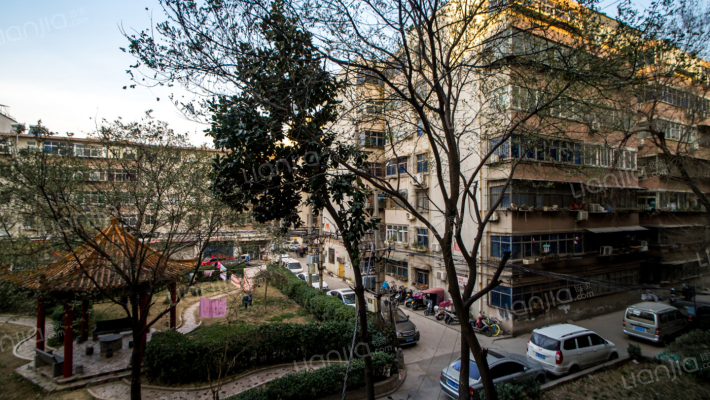 东三街北段4号院外景图