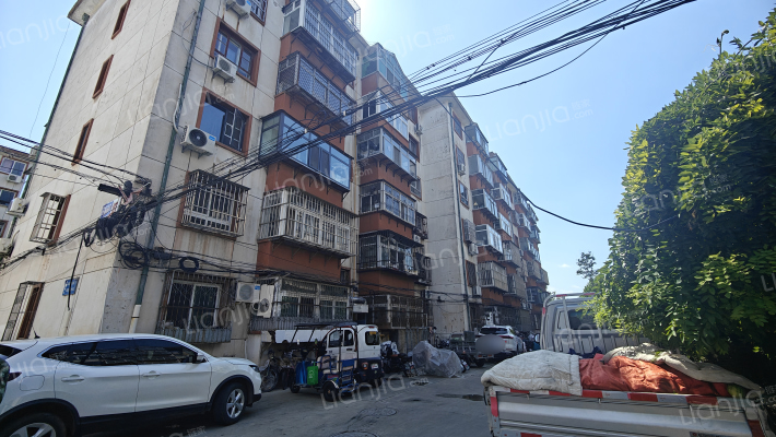 花園新村外景图