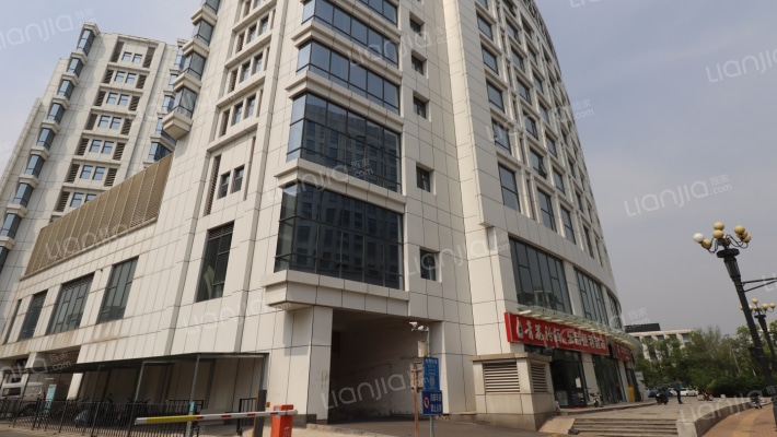 丽港大厦外景图