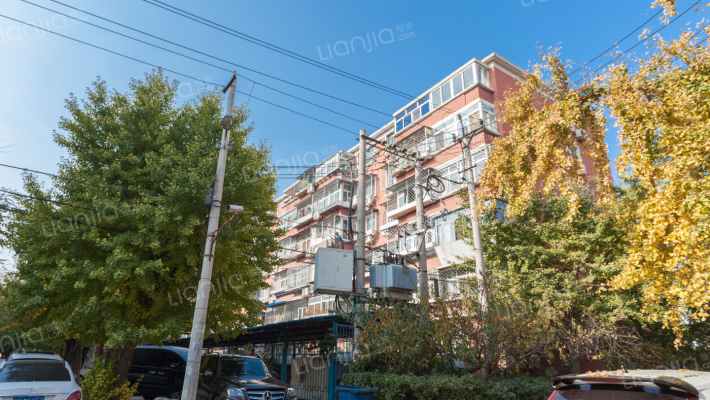 韩庄子三里外景图