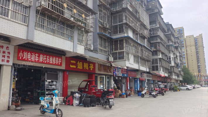 东风佳苑外景图