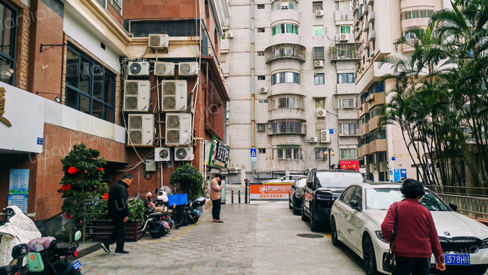 盈翠大厦外景图