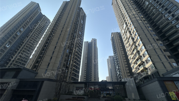 融创臻园外景图