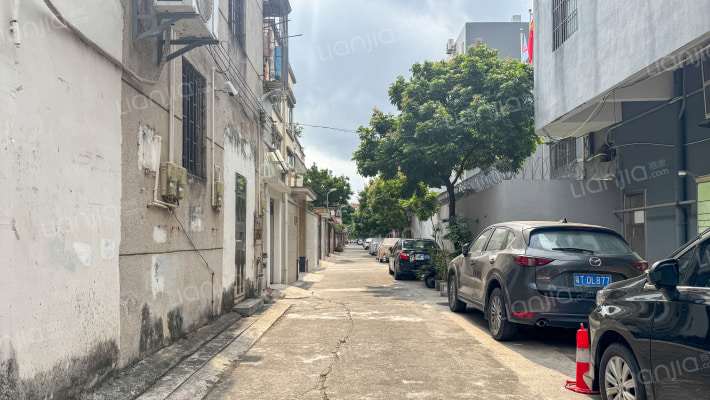 湖滨北路东四大街外景图