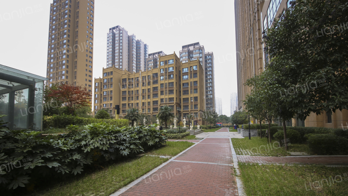 天丰东环广场外景图