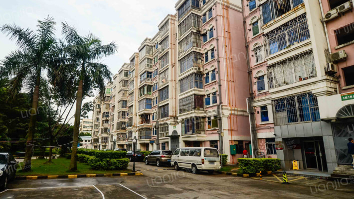 高发公寓外景图