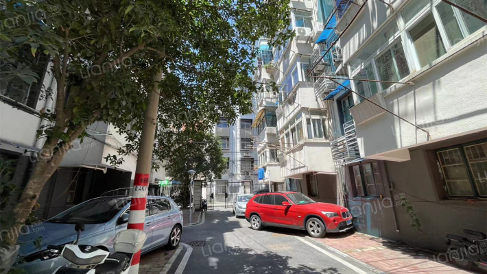 人民巷八号大院外景图