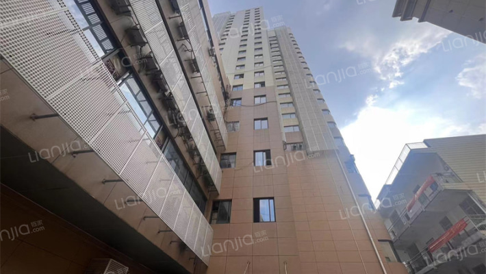 富商大厦外景图