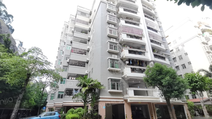 麦地南山庄二期外景图