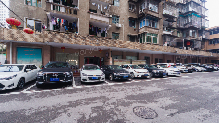 湖南广播电视大学家属院外景图