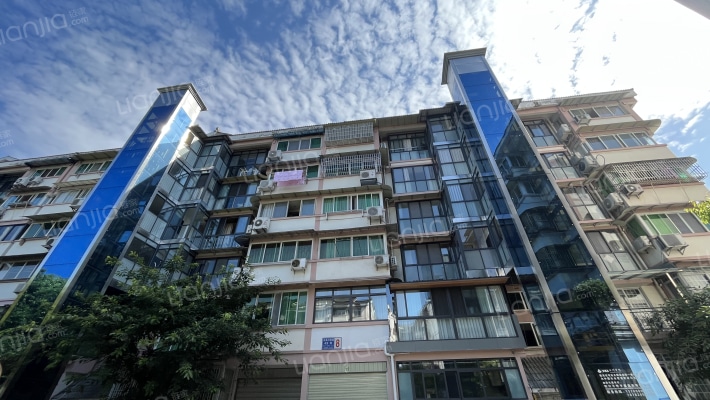 都江堰花园外景图