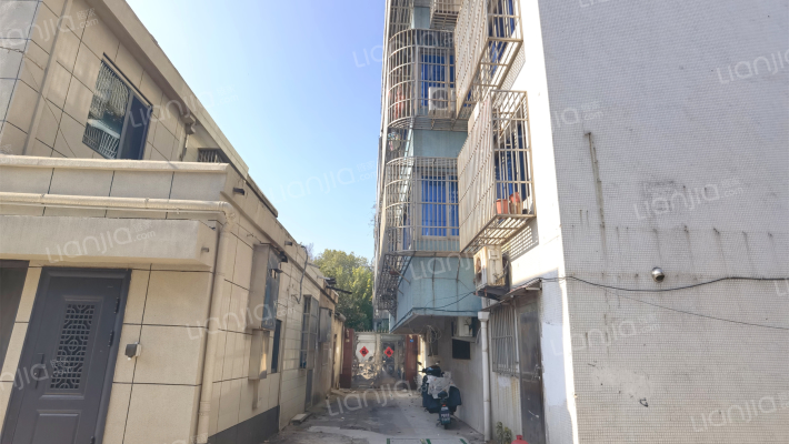 君巫路二百二十一弄外景图